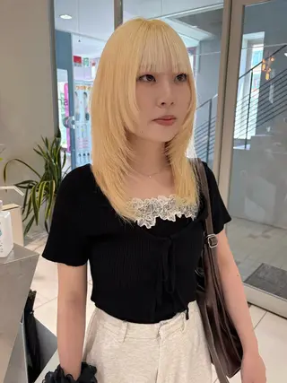 セミロング カラー 浅野 匠のヘアスタイル