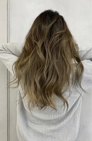 ロング カラー 【代表】高山 一真のヘアスタイル