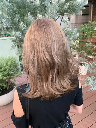 ミディアム カラー ハイトーン/メンズ/ ウルフ特化 小松のヘアスタイル