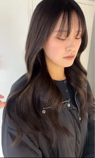 ロング カラー てるい かほのヘアスタイル