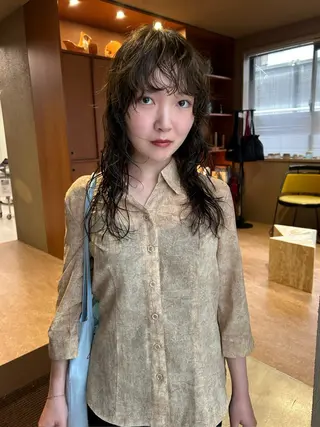 セミロング カラー パーマ niina suzukiのヘアスタイル