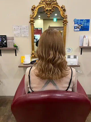 ミディアム unlepont/ syuri🎀のヘアスタイル