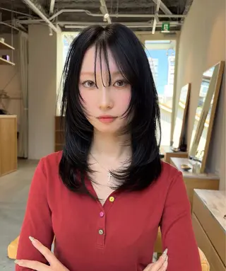 ミディアム 小佐田 航平のヘアスタイル