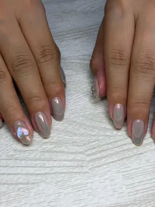 ネイル Ulu  Nail 🌱MOMOKAのネイルデザイン