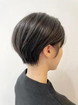 ショート サワタ ミサのヘアスタイル