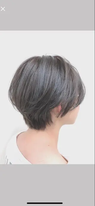 ショート カラー 伊藤 舜斗のヘアスタイル