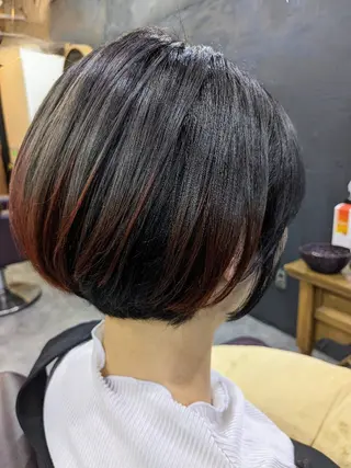 ショート カラー 柴田 えいじのヘアスタイル