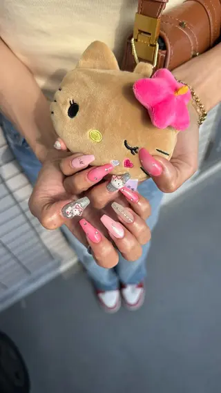 ロング yuka ⭐︎のネイルデザイン