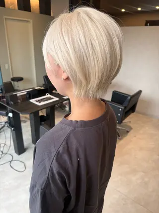 ショート カラー 透明カラー/レイヤー misaki °＊のヘアスタイル