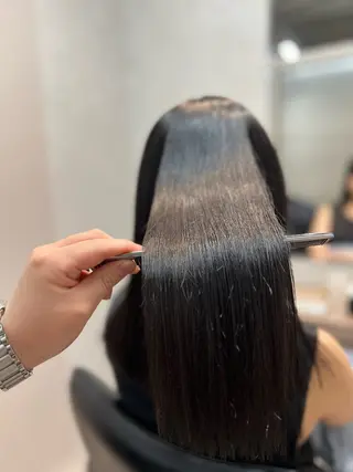 セミロング パーマ 縮毛矯正/ レイヤー/ミディアムのヘアスタイル