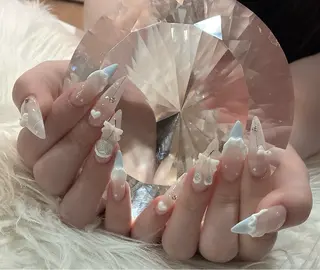ネイル LoaChaton kaeのネイルデザイン