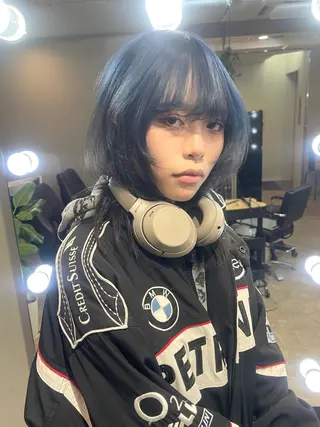 ミディアム カラー YUSUKE レイヤーカットカラーのヘアスタイル