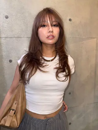 ロング レイヤーカット\ウル フ　chinatsuのヘアスタイル