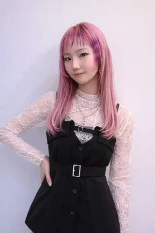 ロング カラー マツオカ マコのヘアスタイル