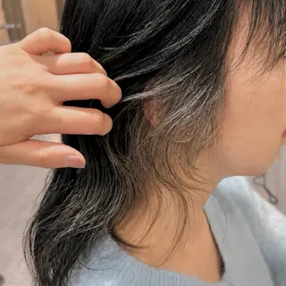 セミロング カラー AO Iのヘアスタイル