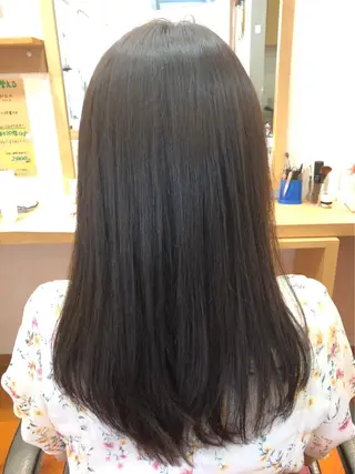 ロング カラー 柴田 いずみのヘアスタイル