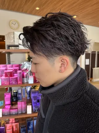 ショート パーマ メンズ 角田 琉希也のヘアスタイル