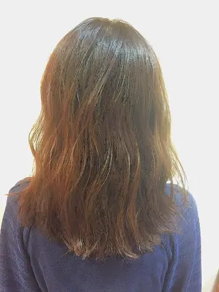 セミロング カラー パーマ 可愛いを作る神 ナオヒロのヘアスタイル
