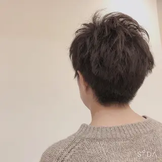 ショート 小野寺 モエカのヘアスタイル
