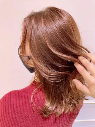 ミディアム カラー 🦖鶴岡 香純🦖のヘアスタイル