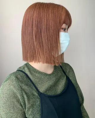ショート カラー hubhair レイヤー/透明感のヘアスタイル