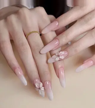 ネイル 双 木のネイルデザイン