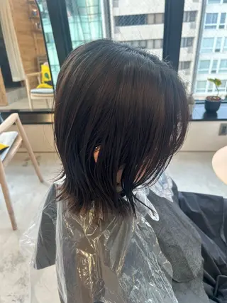 ミディアム カラー SiLO Yukinaのヘアスタイル