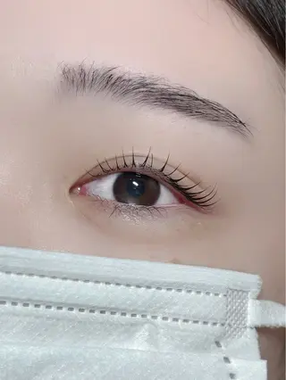 マツエク・マツパ 藤本 朝咲 まつパ￤眉毛￤梅田のマツエク・マツパデザイン