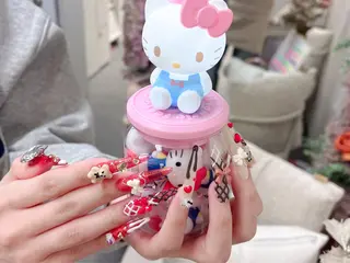 ネイル Merci NailSalonのネイルデザイン