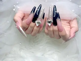 ネイル IBUKI PEEKABOO梅田のネイルデザイン