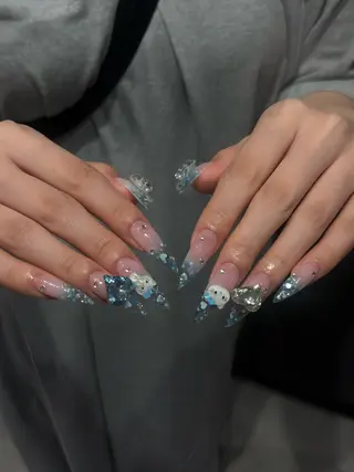 ネイル Eli Muse 新宿ネイルのネイルデザイン