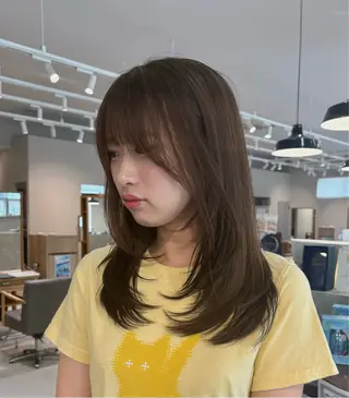 ミディアム 森 理音のヘアスタイル