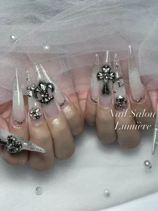 ネイル Lumière| ロング|ワンホンのネイルデザイン