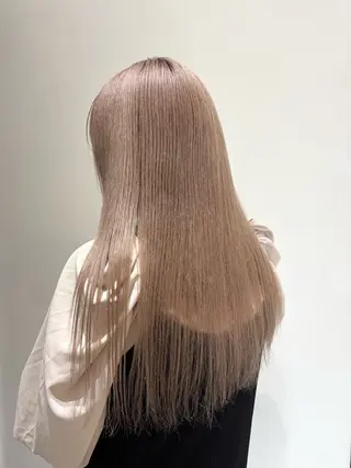 ロング ひいろ パーマ/カットモデルのヘアスタイル