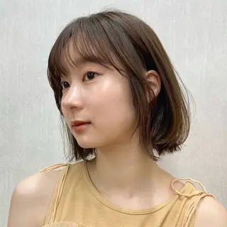 ショート カラー 顔まわり🥨レイヤー /透明感/水口舞奈のヘアスタイル