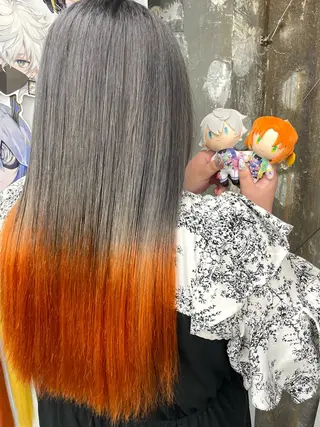 セミロング カラー インナーカラー 推し ブリーチ  髪質改善のヘアスタイル