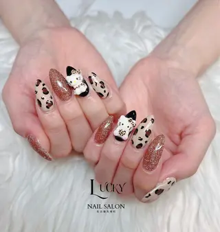 ネイル Lucky Nail Salonのネイルデザイン