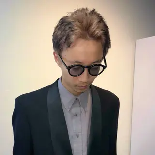 カラー メンズ メイ ☪️のヘアスタイル