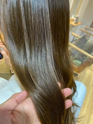 セミロング カラー Tummy's 岸本 圭吾のヘアスタイル