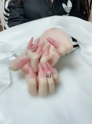 ネイル Amina nail salonのネイルデザイン