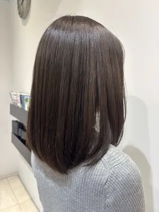 カラー 小川 優衣のヘアスタイル