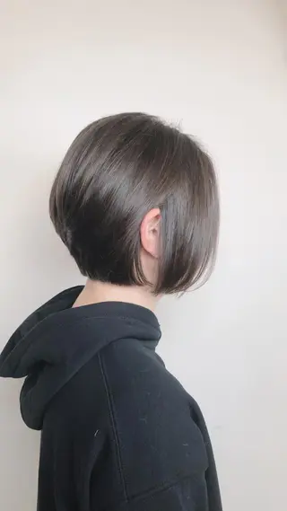 ショート 杉野 凜のヘアスタイル