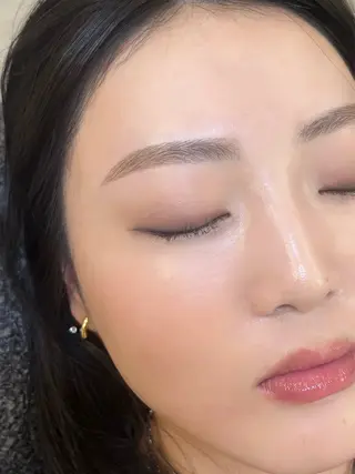 アイブロウ UnU eye shopのマツエク・マツパデザイン