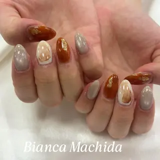 ネイル Bianca 🌟 yanagihasiのネイルデザイン