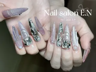 ネイル E.N🦋 長さ出し/持ち込みのネイルデザイン