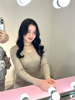 ロング ナナ♡レイヤーカット ♡似合わせカラーのヘアスタイル