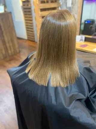 ミディアム カラー Luzir⭐︎ GEN⭐︎のヘアスタイル