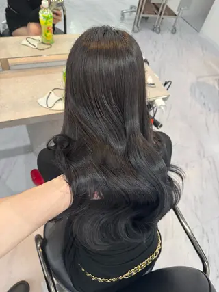ロング Rita/髪質改善/ ブリーチなしWカラーのヘアスタイル