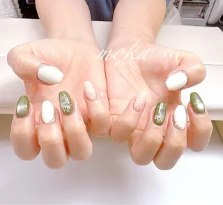 ネイル 胡蝶蘭レディースサロ ンNailMOKAのネイルデザイン