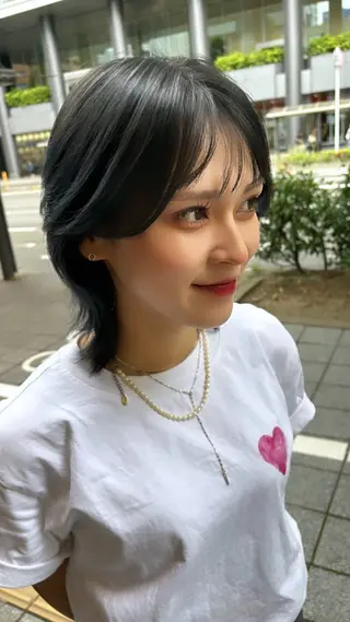 ショート 🍓ブリーチカラー 🎀nene🍓のヘアスタイル